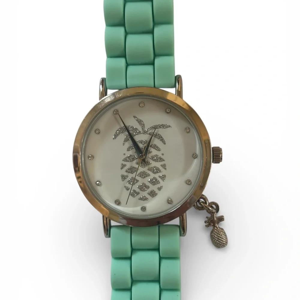 Charming Charlie Seahorse & Pineapple Watches- Set of 2 needs batteries